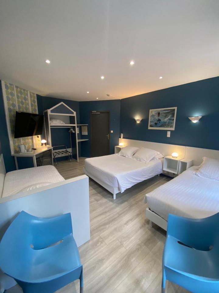 Hotel Le Pelican Charleville-Mézières Exteriör bild